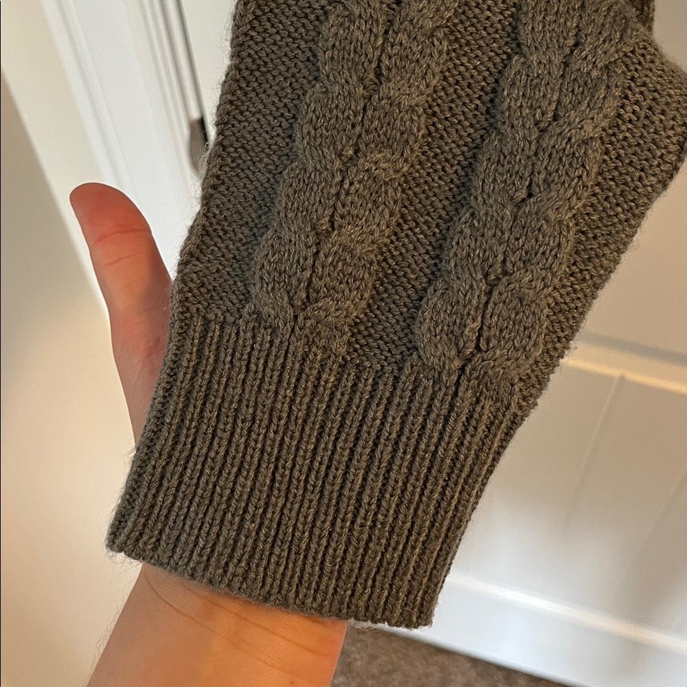 Dark gray cable knit zip up cropped sweater - Picture 6 of 6